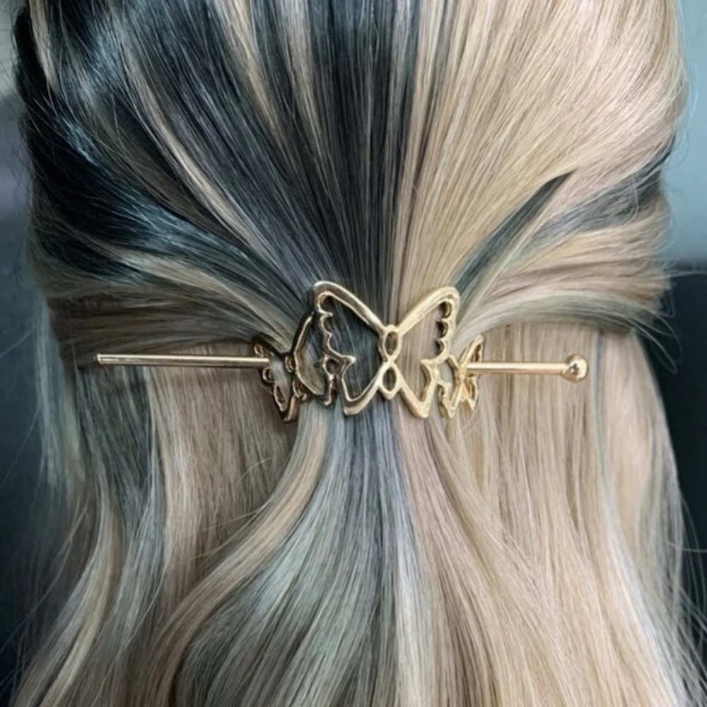 🔴 Butterfly Hair Slide